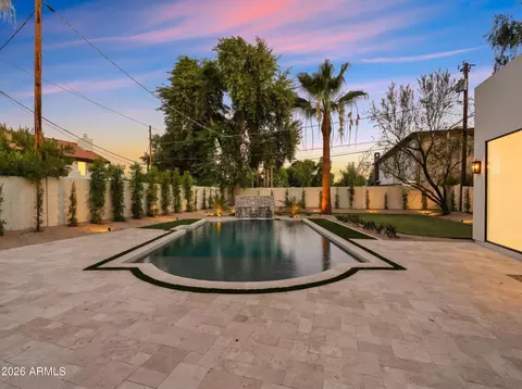 Exterior - 4035 E Osborn Rd, Phoenix, AZ 85018 photo 4 of 5