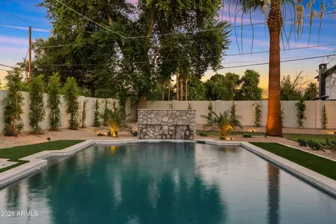 Exterior - 4035 E Osborn Rd, Phoenix, AZ 85018 photo 1 of 5