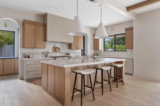 4035 E Osborn Rd, Phoenix, AZ 85018