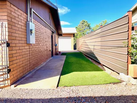 Exterior - 110 Nighthawk Ave, Bisbee, AZ 85603 photo 3 of 14