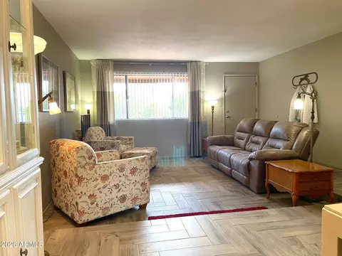 Living - 110 Nighthawk Ave, Bisbee, AZ 85603 photo 2 of 7