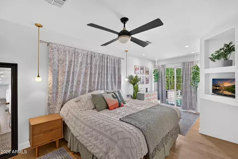 Bedroom - 3001 E Turney Ave, Phoenix, AZ 85016 photo 1 of 5