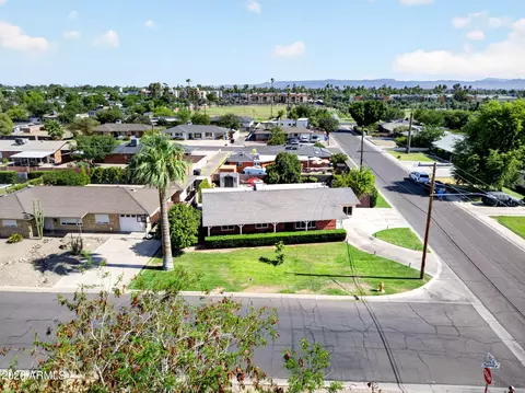 View/Area - 3001 E Turney Ave, Phoenix, AZ 85016 photo 1 of 2