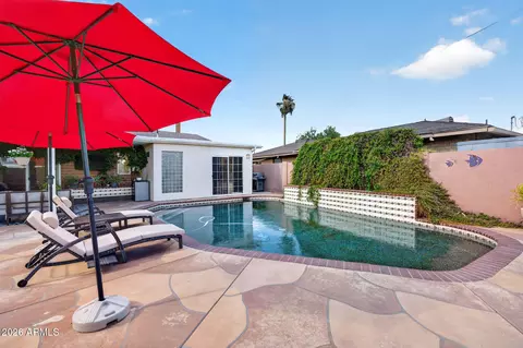 Exterior - 3001 E Turney Ave, Phoenix, AZ 85016 photo 4 of 5