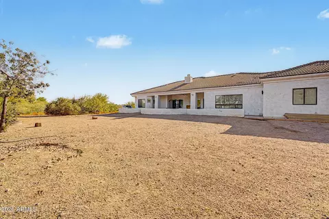Exterior - 529 S Val Vista Rd, Apache Junction, AZ 85119 photo 11 of 12