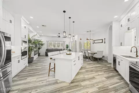 Kitchen - 529 S Val Vista Rd, Apache Junction, AZ 85119 photo 4 of 5