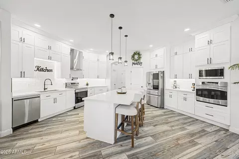 Kitchen - 529 S Val Vista Rd, Apache Junction, AZ 85119 photo 2 of 5