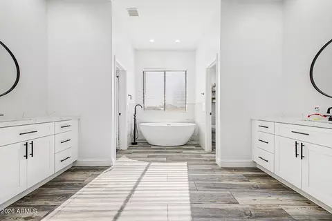 Bath - 529 S Val Vista Rd, Apache Junction, AZ 85119 photo 1 of 7