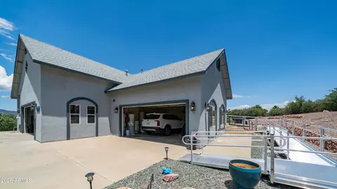 Exterior - 14324 E Meadow Rd, Dewey, AZ 86327 photo 4 of 16