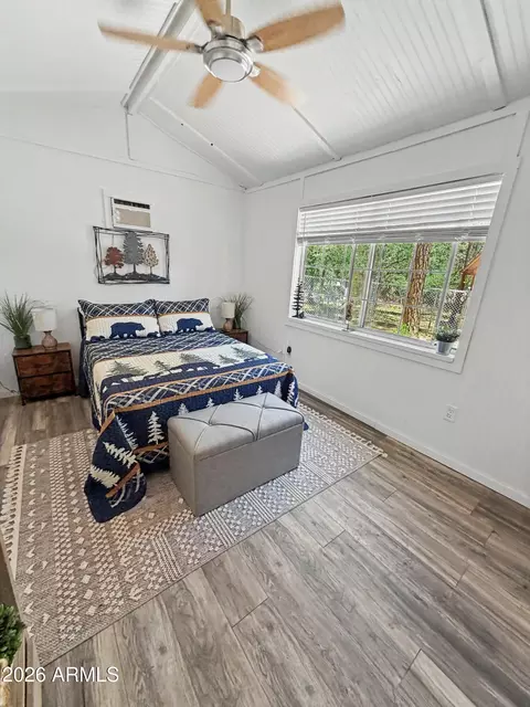 Bedroom - 3780 N Hunt Dr, Pine, AZ 85544 photo 4 of 6