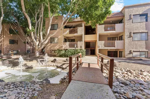 3031 N Civic Center Plz #258, Scottsdale, AZ 85251