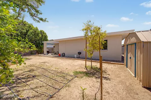 Exterior - 2460 E Pebble Beach Dr, Tempe, AZ 85282 photo 6 of 6