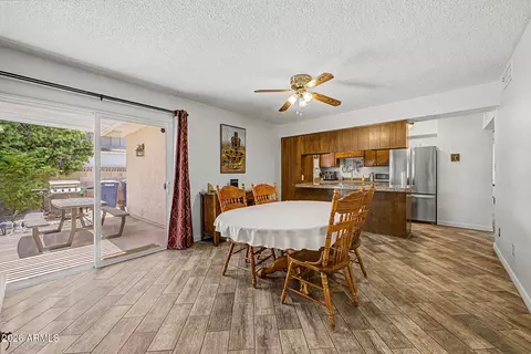 Dining - 2460 E Pebble Beach Dr, Tempe, AZ 85282 photo 2 of 2