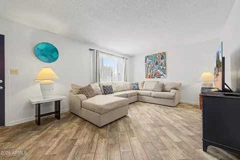 Living - 2460 E Pebble Beach Dr, Tempe, AZ 85282 photo 2 of 3