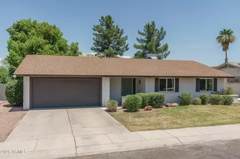 6626 W Phelps Rd, Glendale, AZ 85306