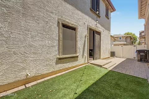 Exterior - 3830 E Jasper Dr, Gilbert, AZ 85296 photo 4 of 8