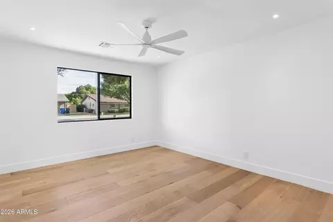 Bedroom - 144 E Winter Dr, Phoenix, AZ 85020 photo 2 of 7