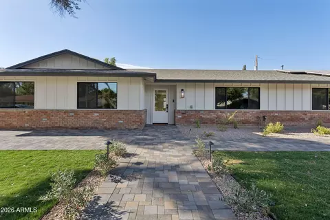 Exterior - 144 E Winter Dr, Phoenix, AZ 85020 photo 1 of 8