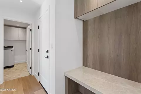 Entry Way - 144 E Winter Dr, Phoenix, AZ 85020 photo 2 of 2