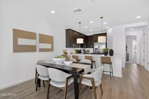 Dining - 8149 E Petunia Ave #1101, Mesa, AZ 85212 photo 3 of 3