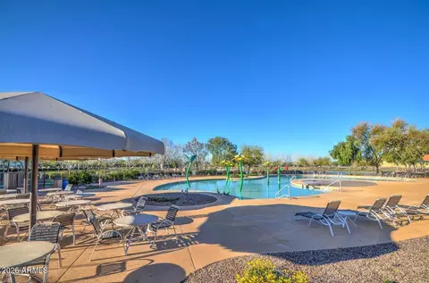 Exterior - 4674 E Maplewood St, Gilbert, AZ 85297 photo 16 of 17