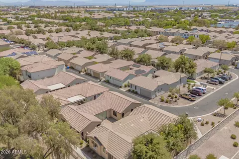 View/Area - 4674 E Maplewood St, Gilbert, AZ 85297 photo 2 of 63