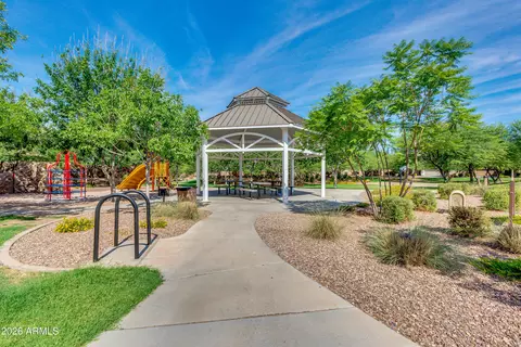 View/Area - 4674 E Maplewood St, Gilbert, AZ 85297 photo 31 of 63