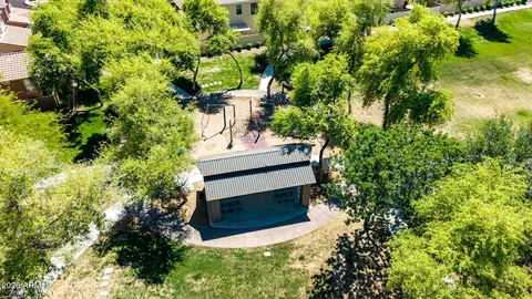 View/Area - 4674 E Maplewood St, Gilbert, AZ 85297 photo 16 of 63
