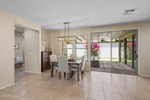 Dining - 4674 E Maplewood St, Gilbert, AZ 85297 photo 1 of 1