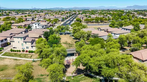 View/Area - 4674 E Maplewood St, Gilbert, AZ 85297 photo 15 of 63