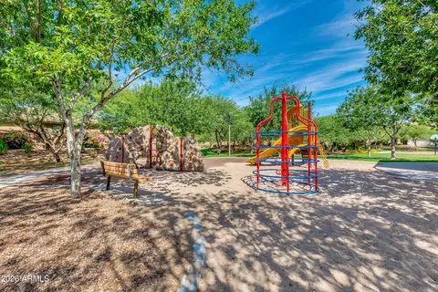 View/Area - 4674 E Maplewood St, Gilbert, AZ 85297 photo 30 of 63