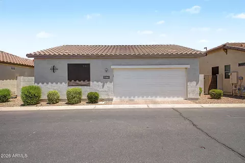 Exterior - 4674 E Maplewood St, Gilbert, AZ 85297 photo 6 of 17