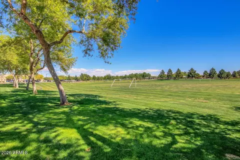 Exterior - 4674 E Maplewood St, Gilbert, AZ 85297 photo 14 of 17