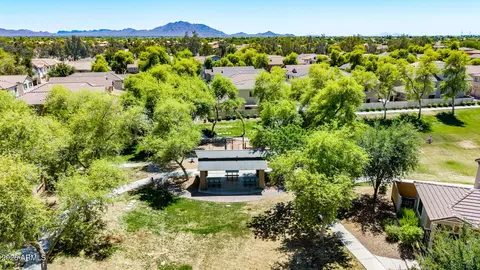 View/Area - 4674 E Maplewood St, Gilbert, AZ 85297 photo 14 of 63