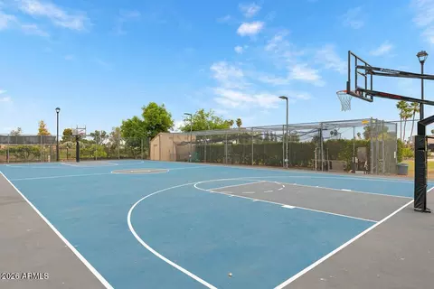 View/Area - 4411 E Ute St, Phoenix, AZ 85044 photo 2 of 4