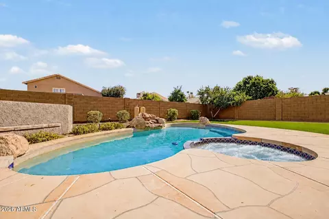 Exterior - 4411 E Ute St, Phoenix, AZ 85044 photo 5 of 7