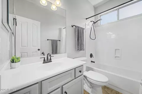 Bath - 6492 S View Ln, Gilbert, AZ 85298 photo 4 of 4