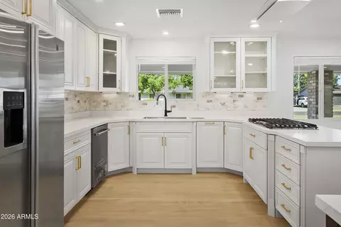Kitchen - 7801 N 16th Ln, Phoenix, AZ 85021 photo 6 of 11