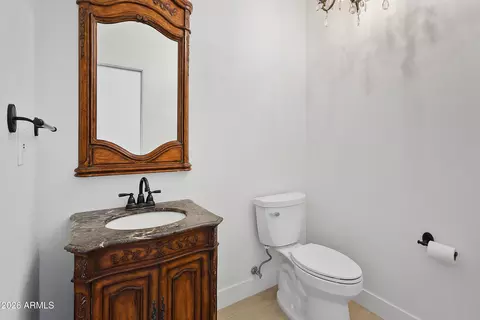 Bath - 7801 N 16th Ln, Phoenix, AZ 85021 photo 1 of 6