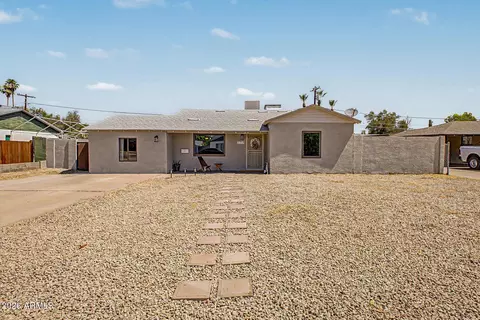 2214 E Monterey Way, Phoenix, AZ 85016