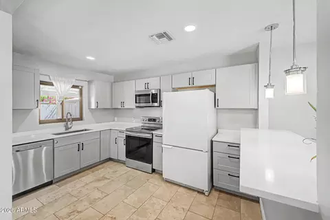 Kitchen - 2214 E Monterey Way, Phoenix, AZ 85016 photo 1 of 2