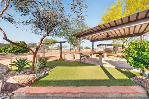 Exterior - 1515 E Galvin St, Phoenix, AZ 85086 photo 5 of 15