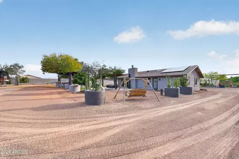 Exterior - 1515 E Galvin St, Phoenix, AZ 85086 photo 8 of 15