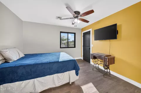 Bedroom - 1515 E Galvin St, Phoenix, AZ 85086 photo 3 of 4