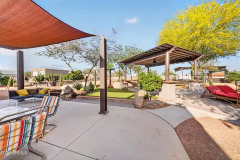 Exterior - 1515 E Galvin St, Phoenix, AZ 85086 photo 3 of 15