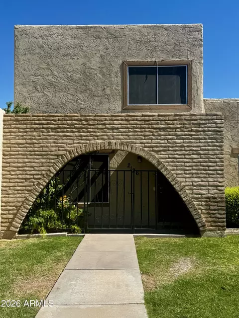 2126 E Villa Ct, Tempe, AZ 85282
