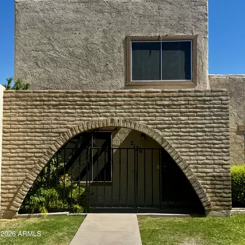 2126 E Villa Ct, Tempe, AZ 85282