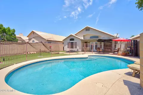 527 W Kelton Ln, Phoenix, AZ 85023