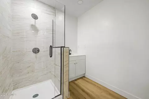 Bath - 1917 W Whitton Ave, Phoenix, AZ 85015 photo 4 of 4