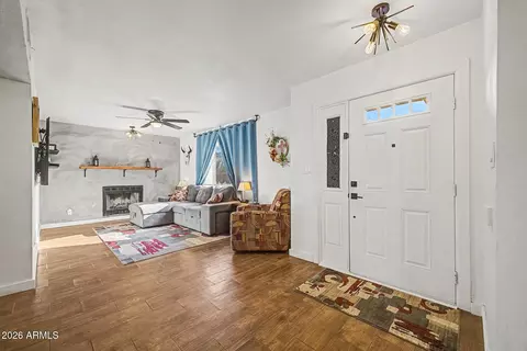 Entry Way - 2419 E Caldwell St, Phoenix, AZ 85042 photo 1 of 2